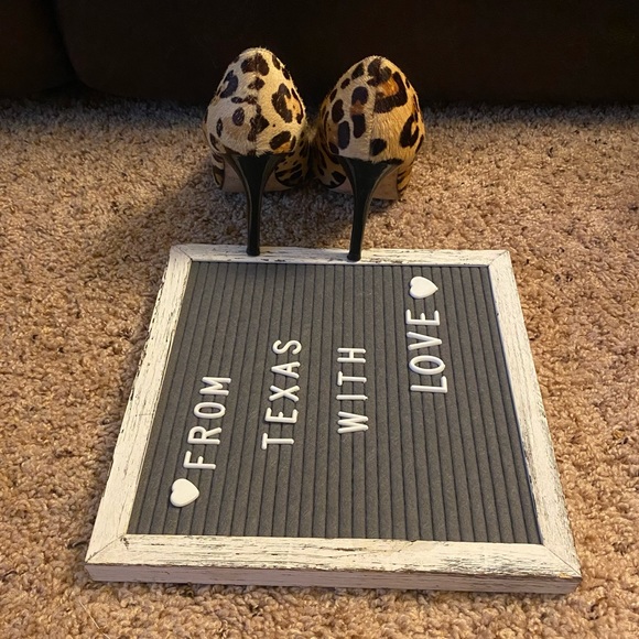 Kate Spade Karolina Leopard Round Toe Pumps Sz 8.5 - Picture 2 of 7